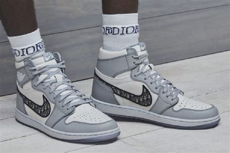 young bucks dior jordan 1|Questionable Authenticity: The Young Bucks' Dior x Nike Air .